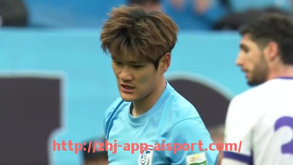 爱体育app-世俱杯冠军荣誉价值几何？历届夺冠球队背景与战术分析